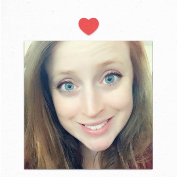 Meet your Posher, Haley - Picture 1 of 1